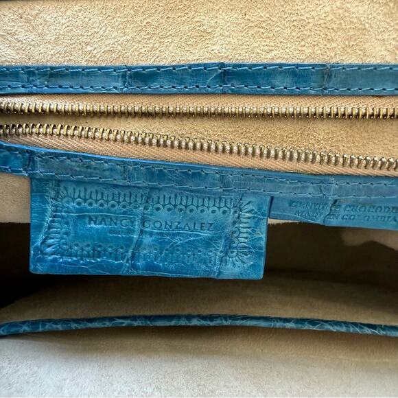 Nancy Gonzalez Flap Pocket Bag Crocodile Medium Retail 2200$ - Picture 6 of 10